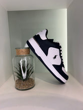 Charger l&#39;image dans la galerie, Baskets Masters Court en cuir
